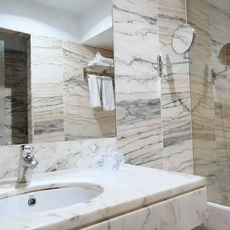 ミール オクタビオ 4*