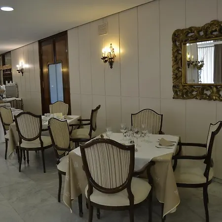 Hotel Mir Octavio 4*
