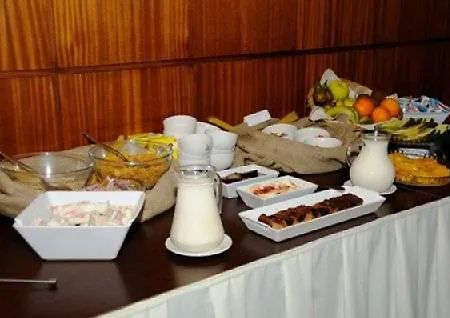Mir Octavio Hotel 4*