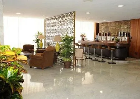 Hotel Mir Octavio
