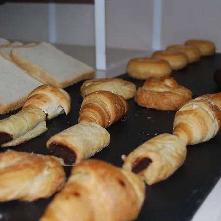 Mir Octavio Otel Algeciras