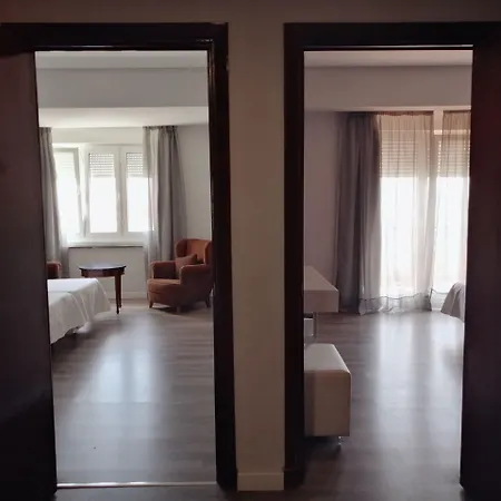 Mir Octavio Hotel